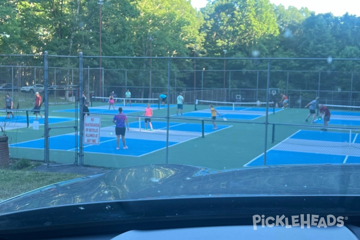 Photo of Pickleball at Glenwood Recreation Park